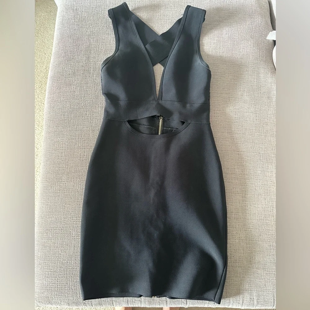 NAVEN - Revolve black bodycon dress size small​​​​ - Picture 4 of 7